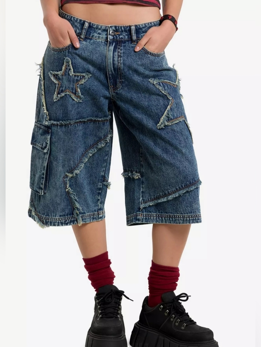 Hot Topic Frayed Star Patch Denim Cargo Shorts NWT Size 9 Y2K Grunge Baggy